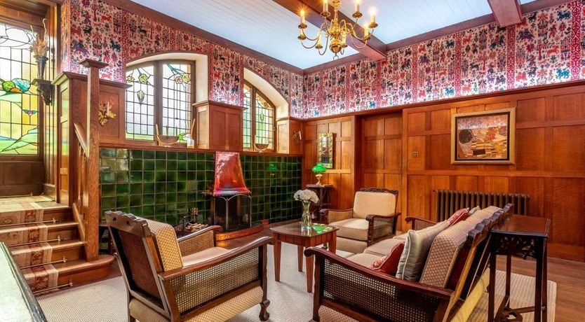 Photo of 8 Bed in Galashiels