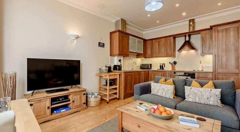 Photo of 2 Bed in Tenby