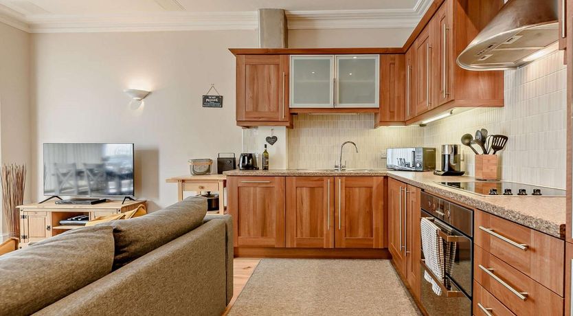 Photo of 2 Bed in Tenby
