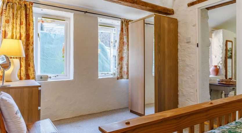 Photo of 1 Bed in Kingsbridge