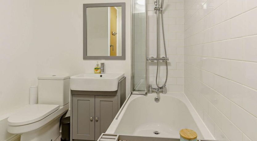 Photo of 3 Bed in Pendine