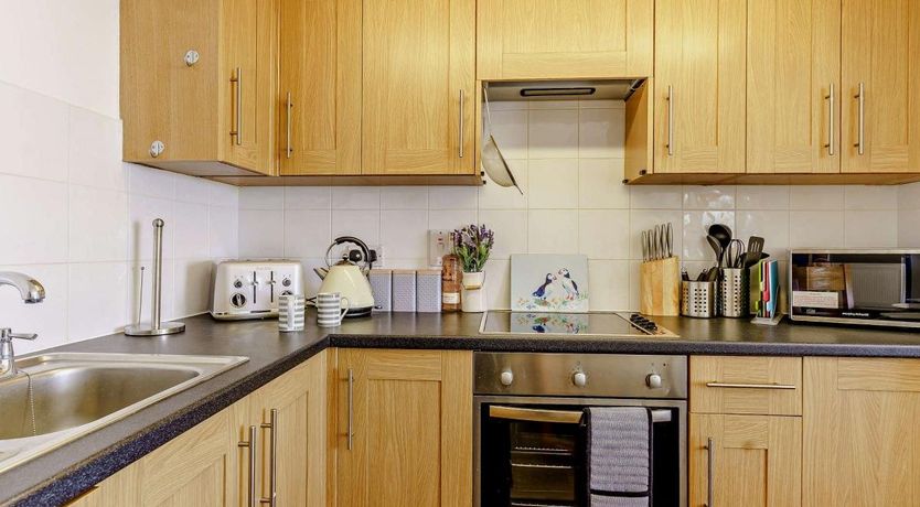 Photo of 3 Bed in Pendine