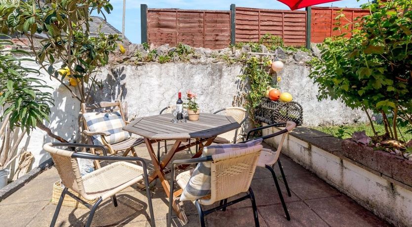 Photo of 3 Bed in Tenby