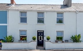 Photo of 3 Bed in Tenby