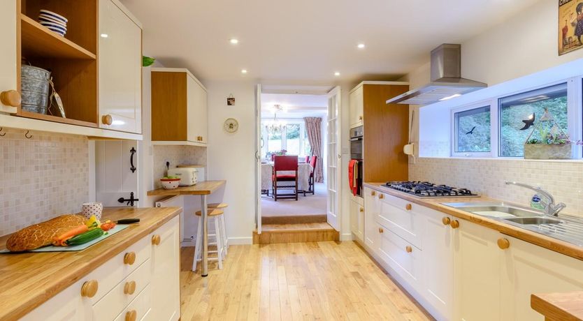 Photo of 4 Bed in Ross-on-wye