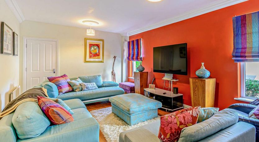 Photo of 4 Bed in Middleton-on-Sea