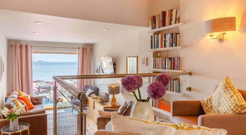 Photo of 3 Bed in Cawsand