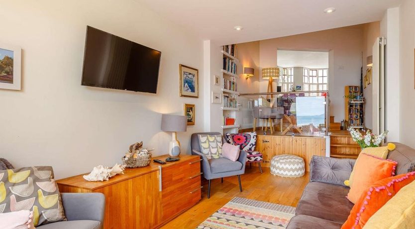 Photo of 3 Bed in Cawsand