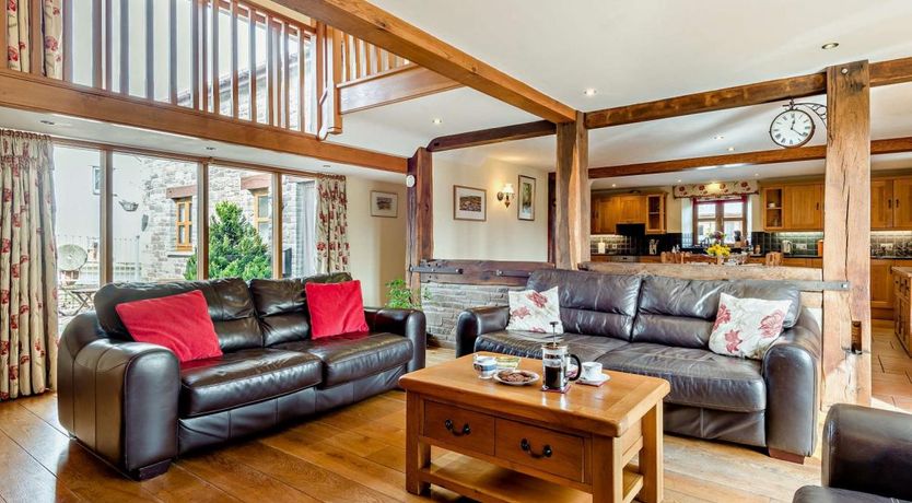 Photo of 4 Bed in Llyswen