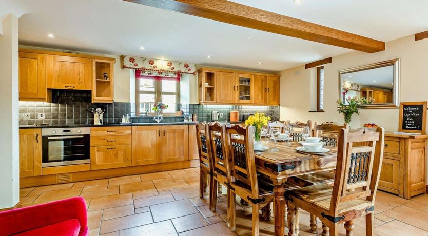 Photo of 4 Bed in Llyswen