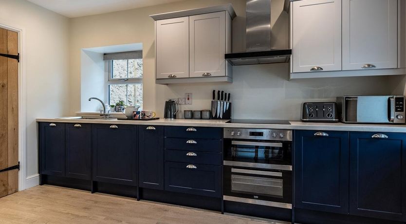 Photo of 4 Bed in Talgarreg