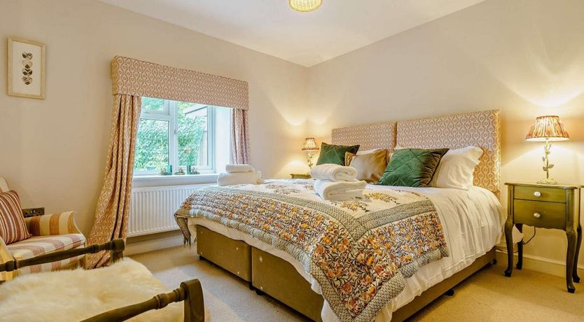 Photo of 2 Bed in Barton