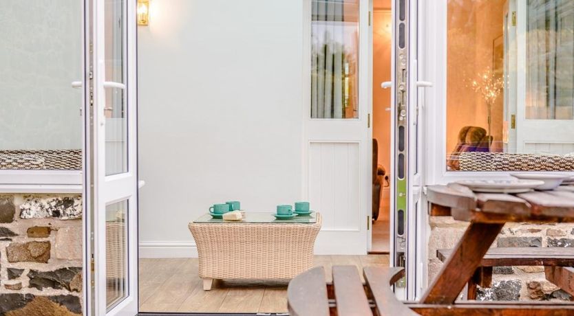 Photo of 2 Bed in Newton-by-the-Sea