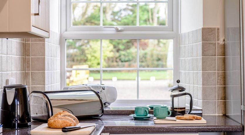 Photo of 2 Bed in Newton-by-the-Sea