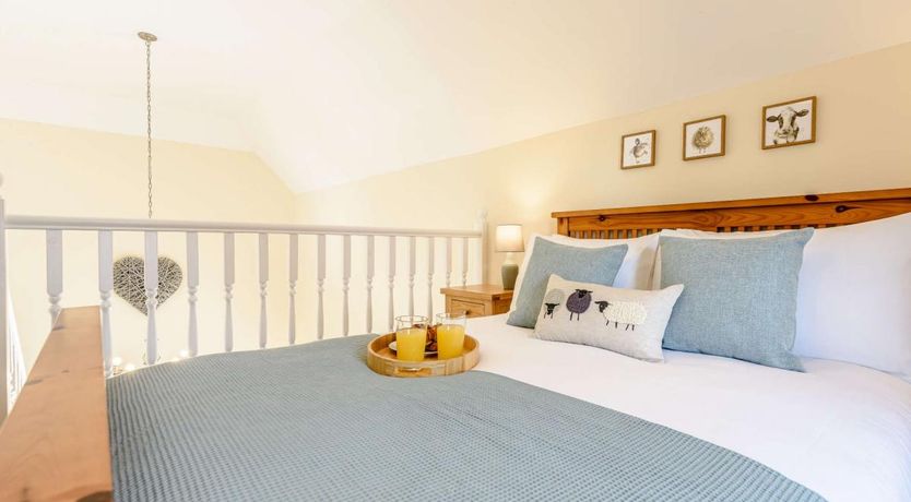 Photo of 1 Bed in High Bickington