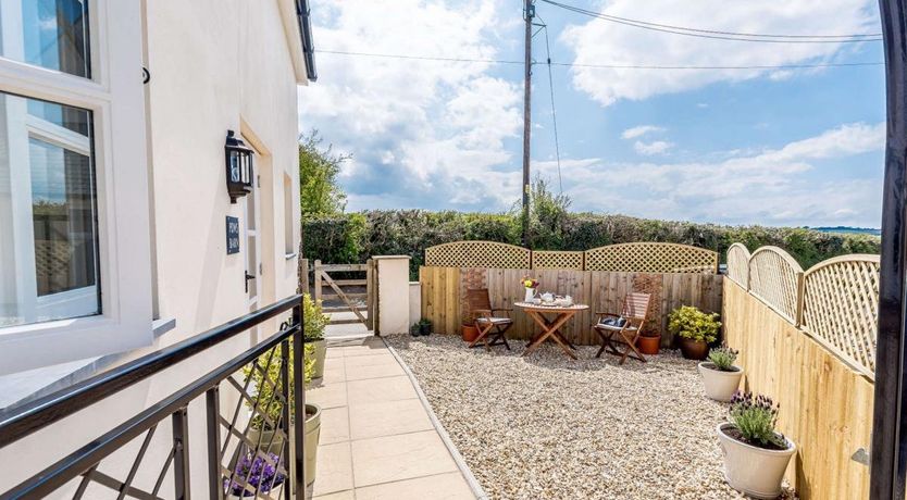 Photo of 1 Bed in High Bickington