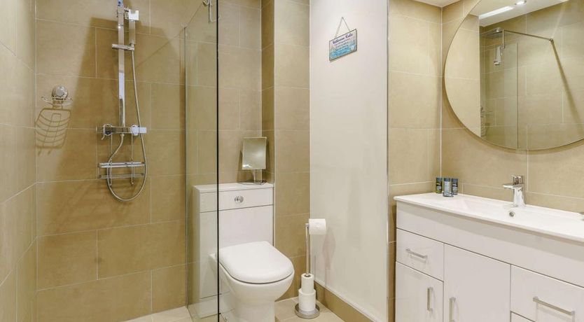 Photo of 3 Bed in Porthcawl