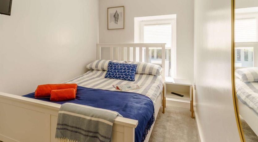 Photo of 3 Bed in Porthcawl