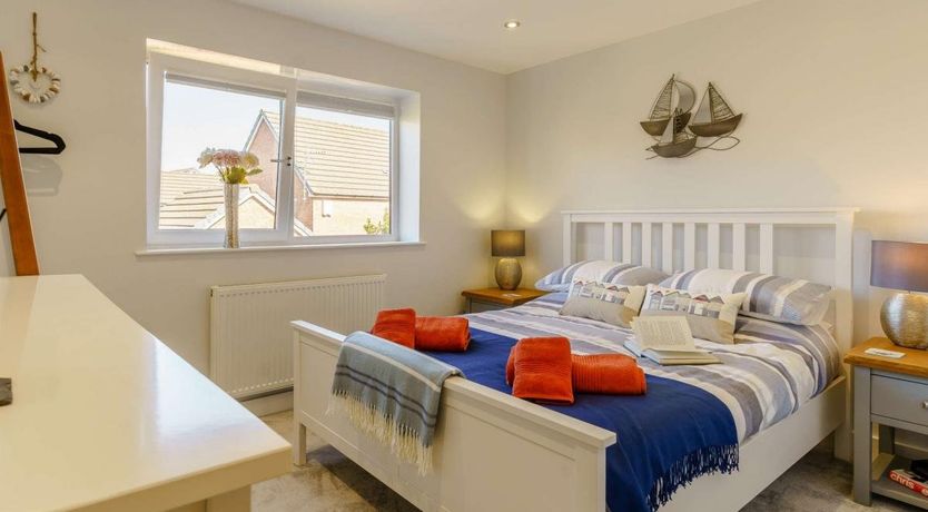 Photo of 3 Bed in Porthcawl