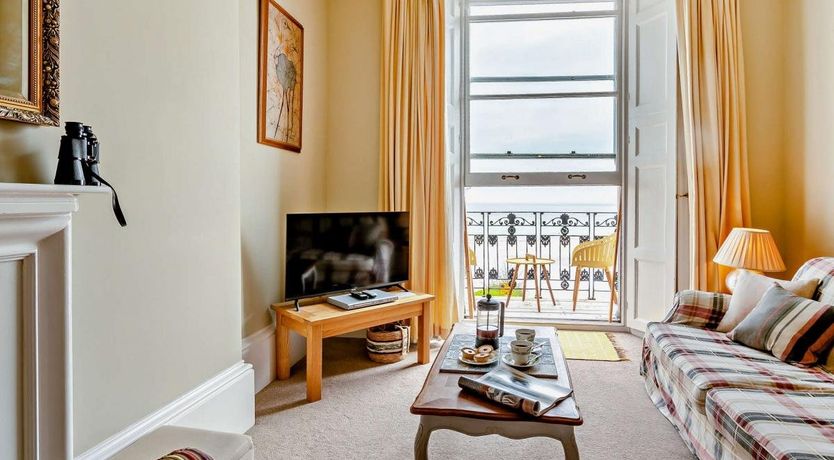 Photo of 2 Bed in Tenby