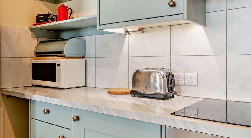 Photo of 2 Bed in Tenby