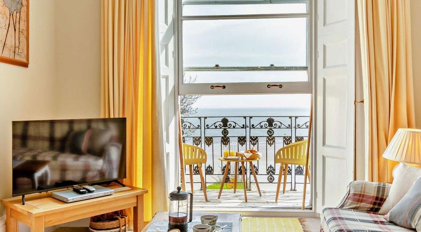 Photo of 2 Bed in Tenby