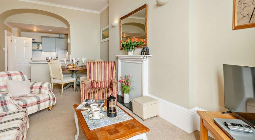 Photo of 2 Bed in Tenby