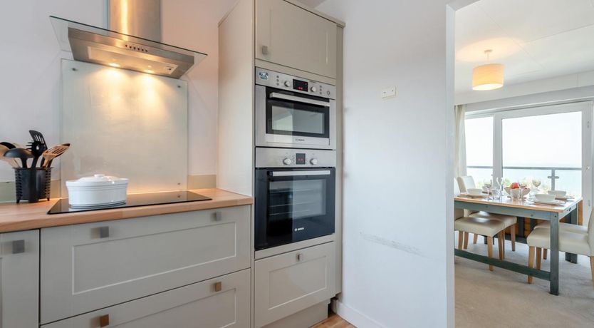Photo of 2 Bed in Tenby