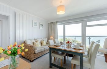 2 Bed in Tenby Apartment