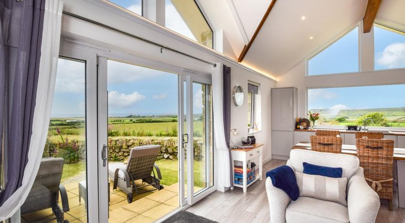 Photo of 1 Bed in St Just