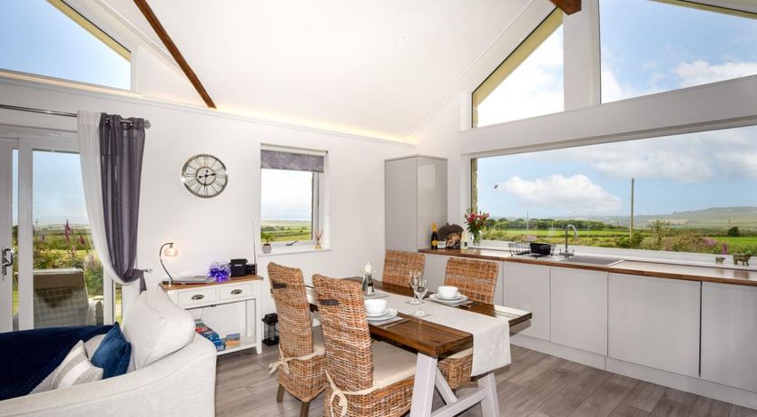 Photo of 1 Bed in St Just