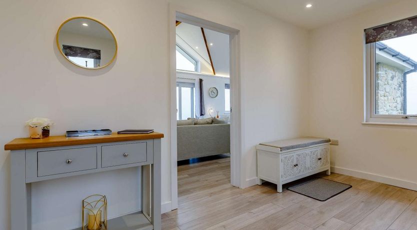 Photo of 1 Bed in St Just