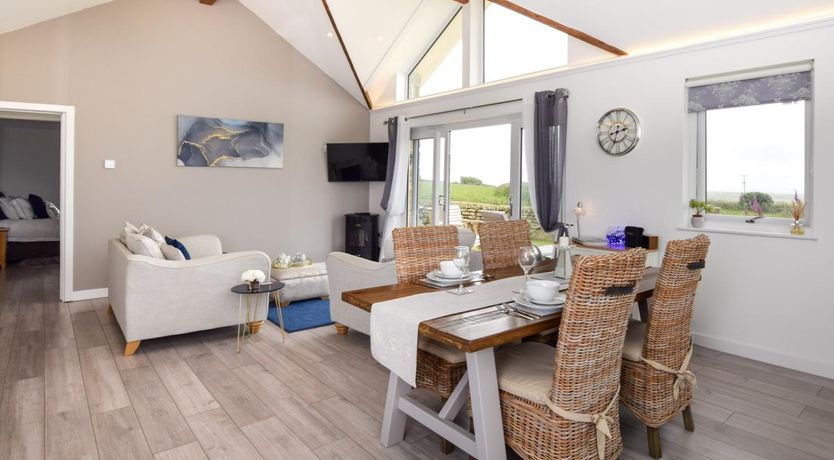 Photo of 1 Bed in St Just