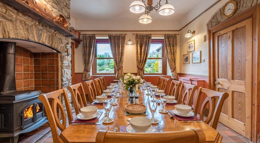 Photo of 6 Bed in Kington