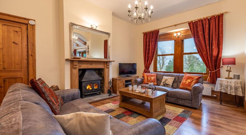 Photo of 6 Bed in Kington