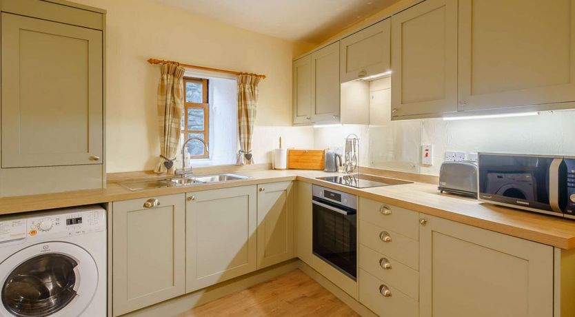 Photo of 2 Bed in Watermillock