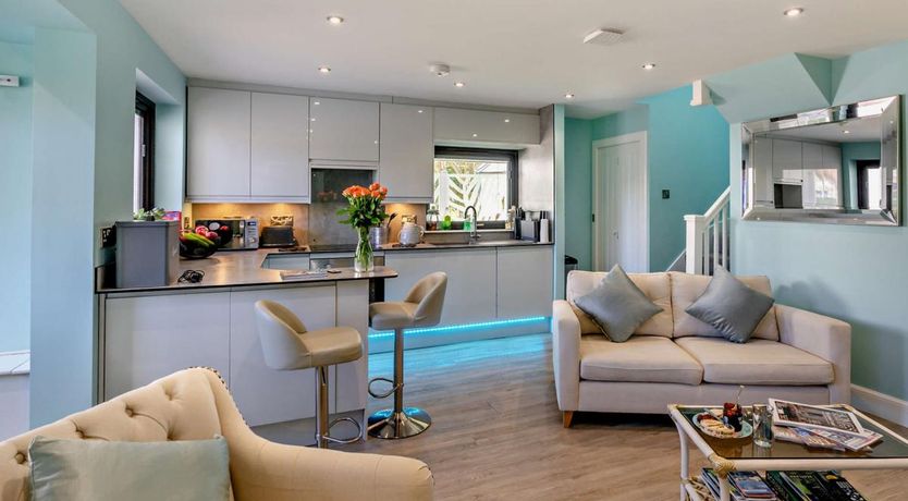 Photo of 1 Bed in Abercrombie