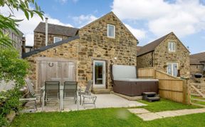 Photo of Cottage in Derbyshire