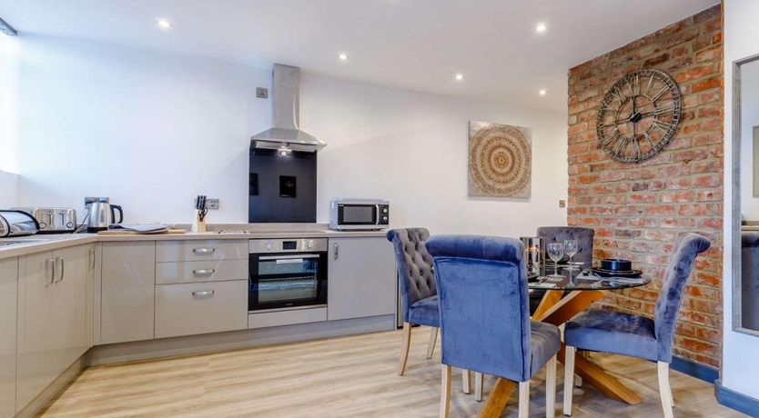 Photo of Cottage in Derbyshire