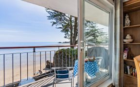 Photo of in Saundersfoot (FB017)