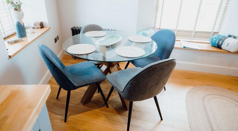 Photo of 2 Bed in Tenby