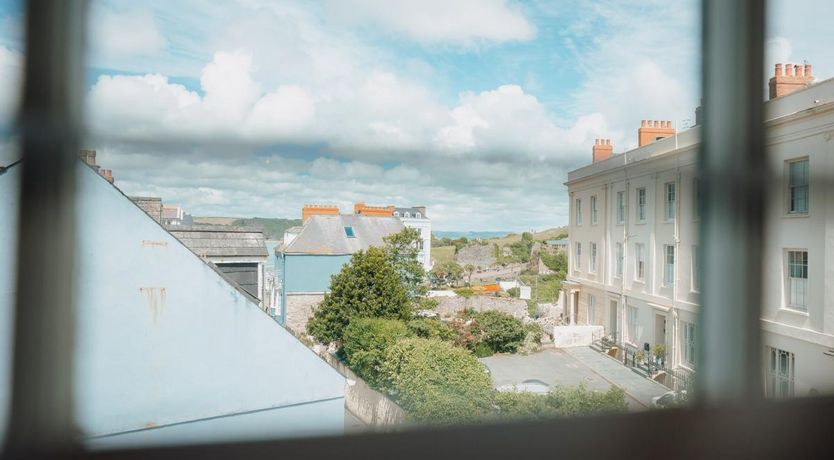 Photo of 2 Bed in Tenby