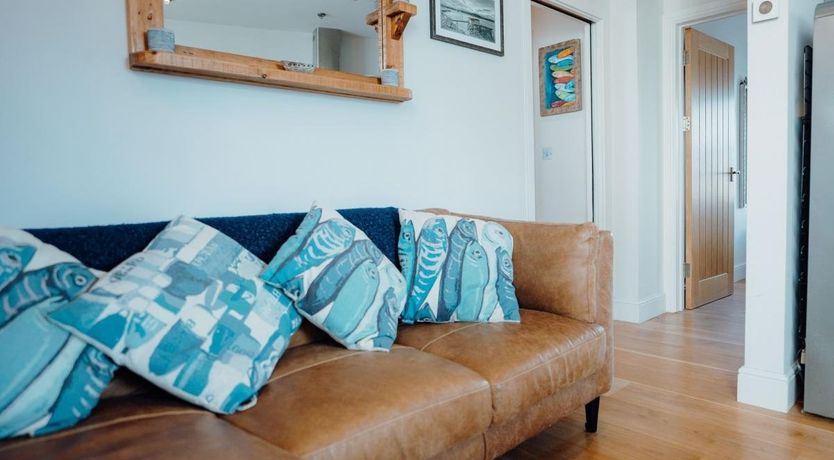 Photo of 2 Bed in Tenby