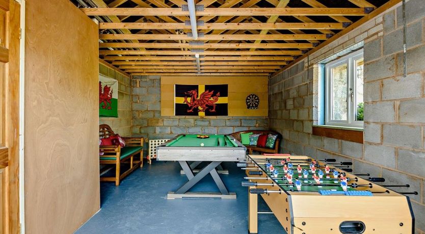 Photo of 3 Bed in Rowen