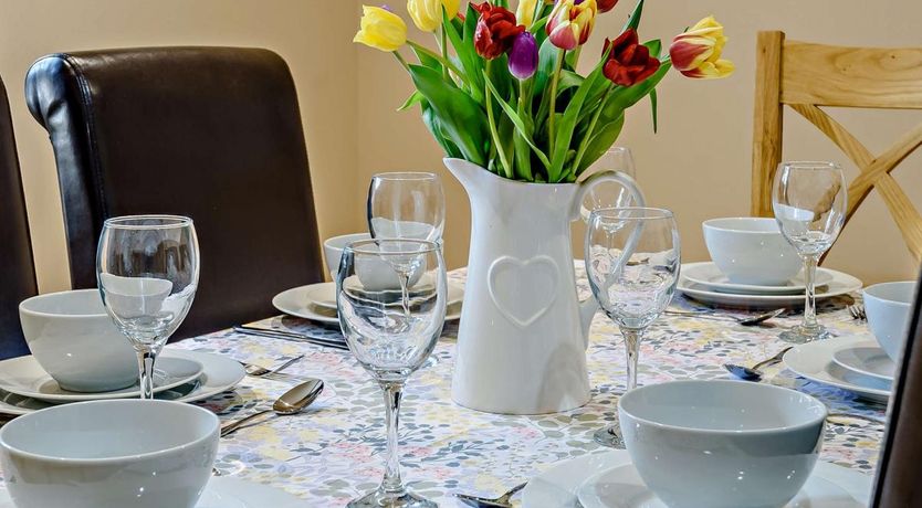 Photo of 3 Bed in Rowen