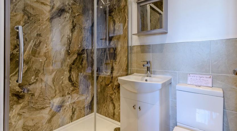 Photo of 3 Bed in Easington