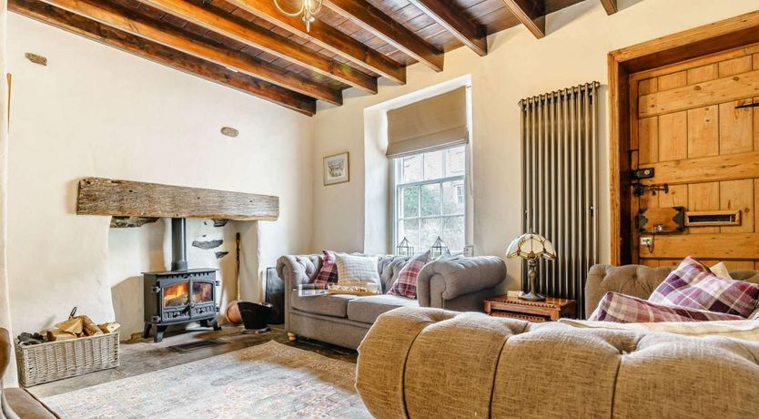Photo of 5 Bed in Richmond