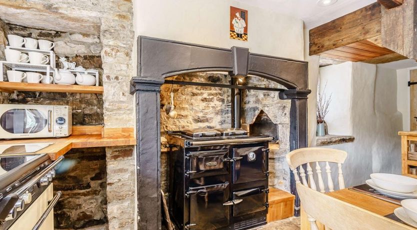 Photo of 5 Bed in Gunnerside