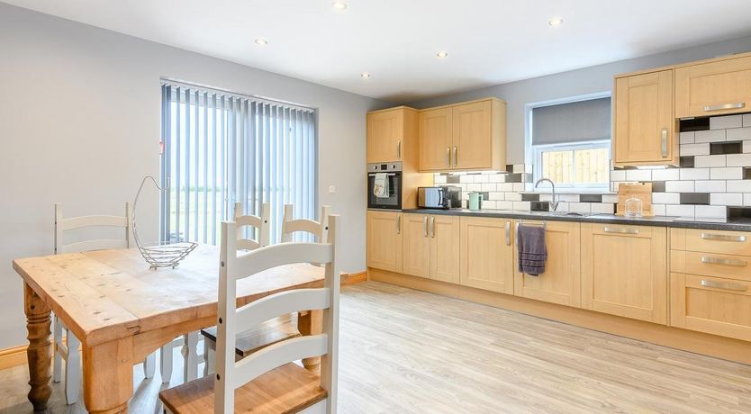 Photo of 4 Bed in Mablethorpe