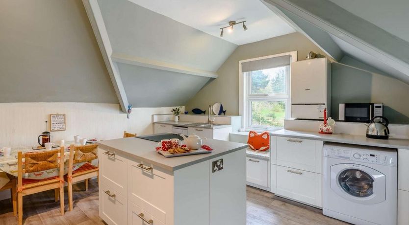 Photo of 7 Bed in Bideford